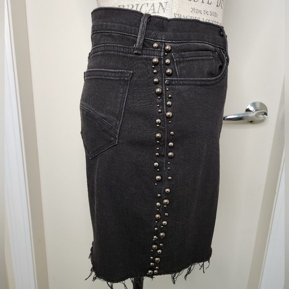 Deconstructed Denim Pencil Skirt - Picture 4 of 10
